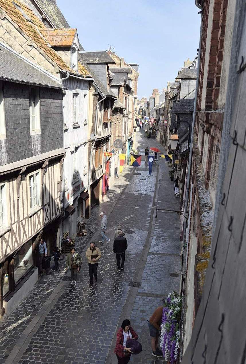 Vista de la rue Haute en Honfleur